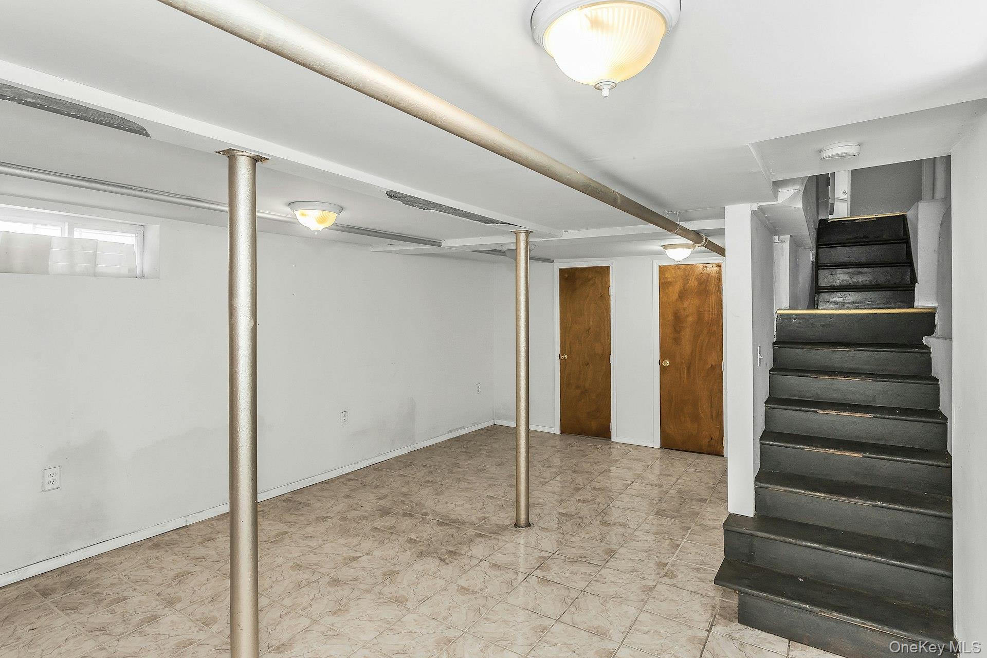 #20 photo, 148-28 87th Avenue, Briarwood , NY 11435