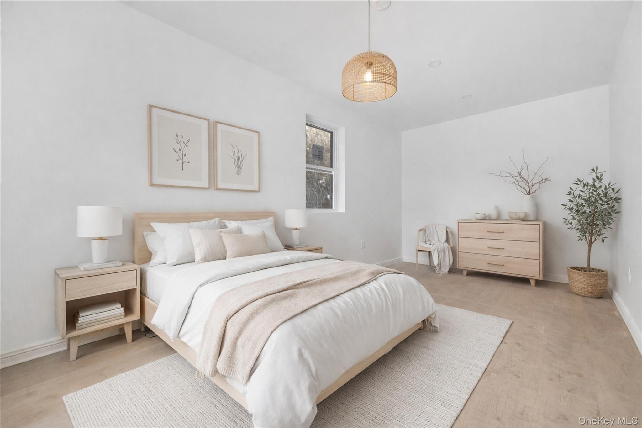 #13 photo, 1143 E 224th Street, Bronx , NY 10466