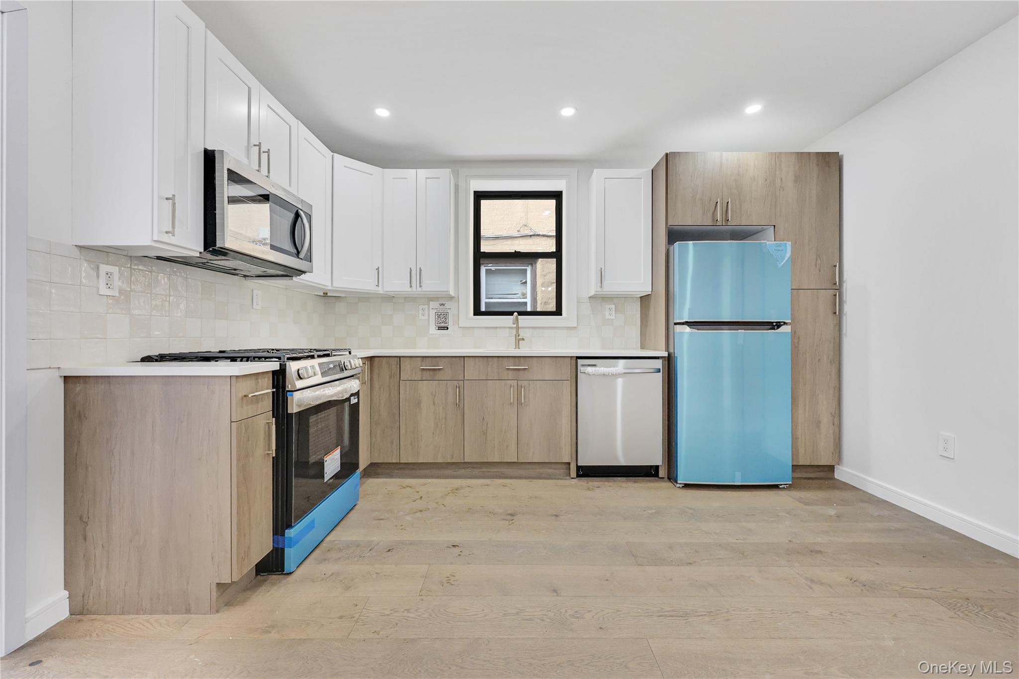 #4 photo, 1143 E 224th Street, Bronx , NY 10466