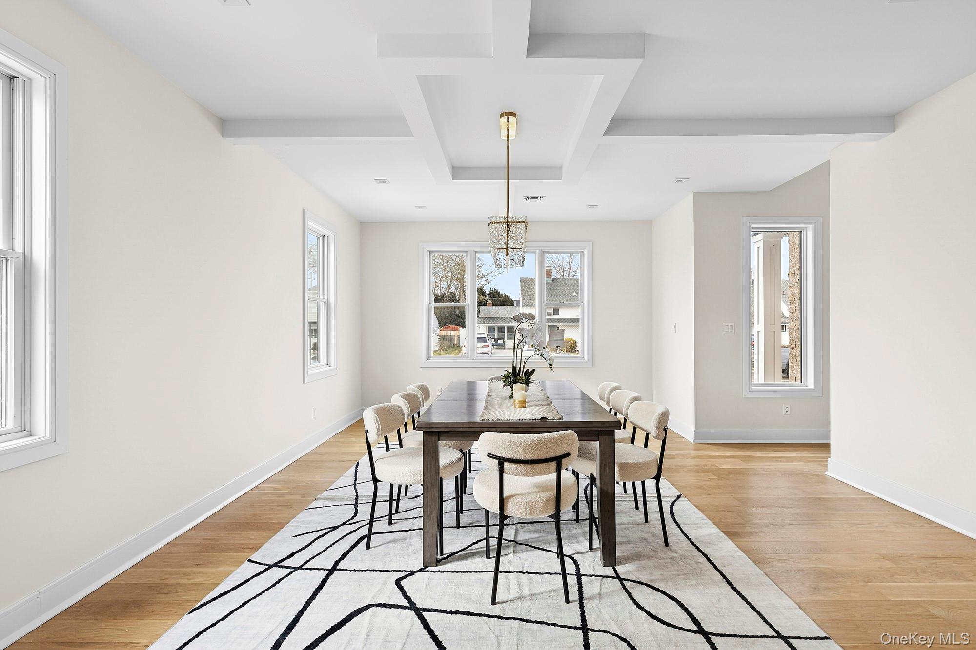 #12 photo, 39 Forest Lane, Westbury , NY 11590