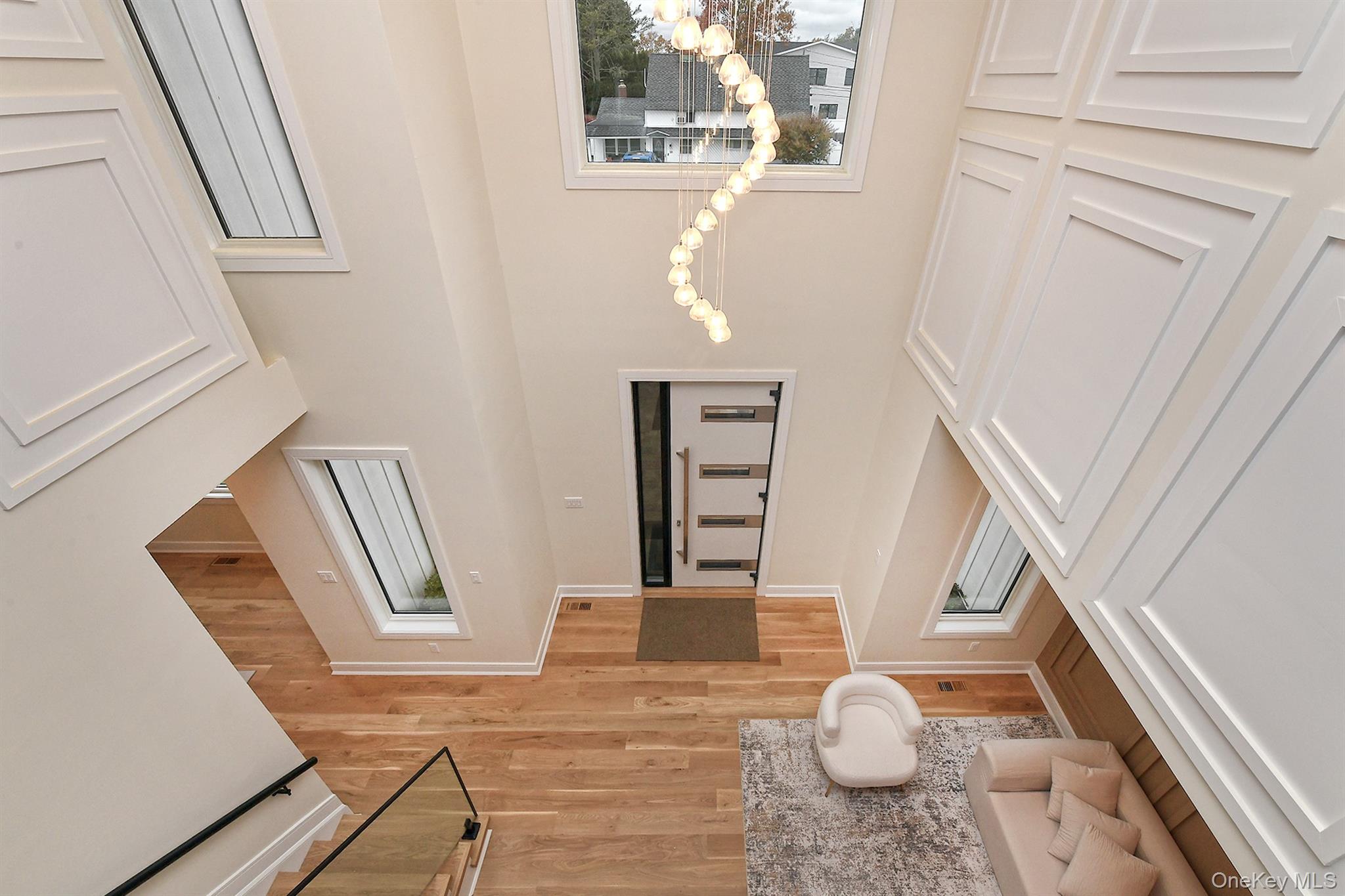 #20 photo, 39 Forest Lane, Westbury , NY 11590