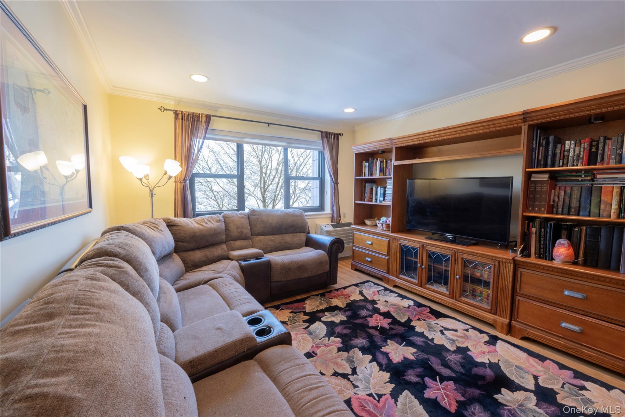 #9 photo, 50 Brompton Road, Great Neck , NY 11021