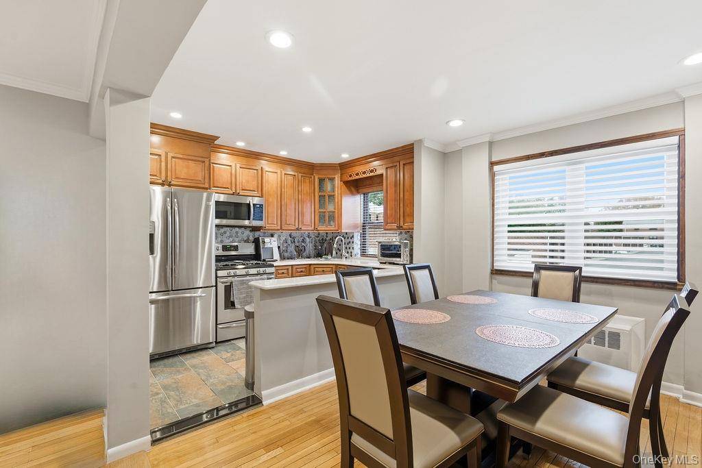 #6 photo, 155-24 81st Street, #110, Howard Beach , NY 11414