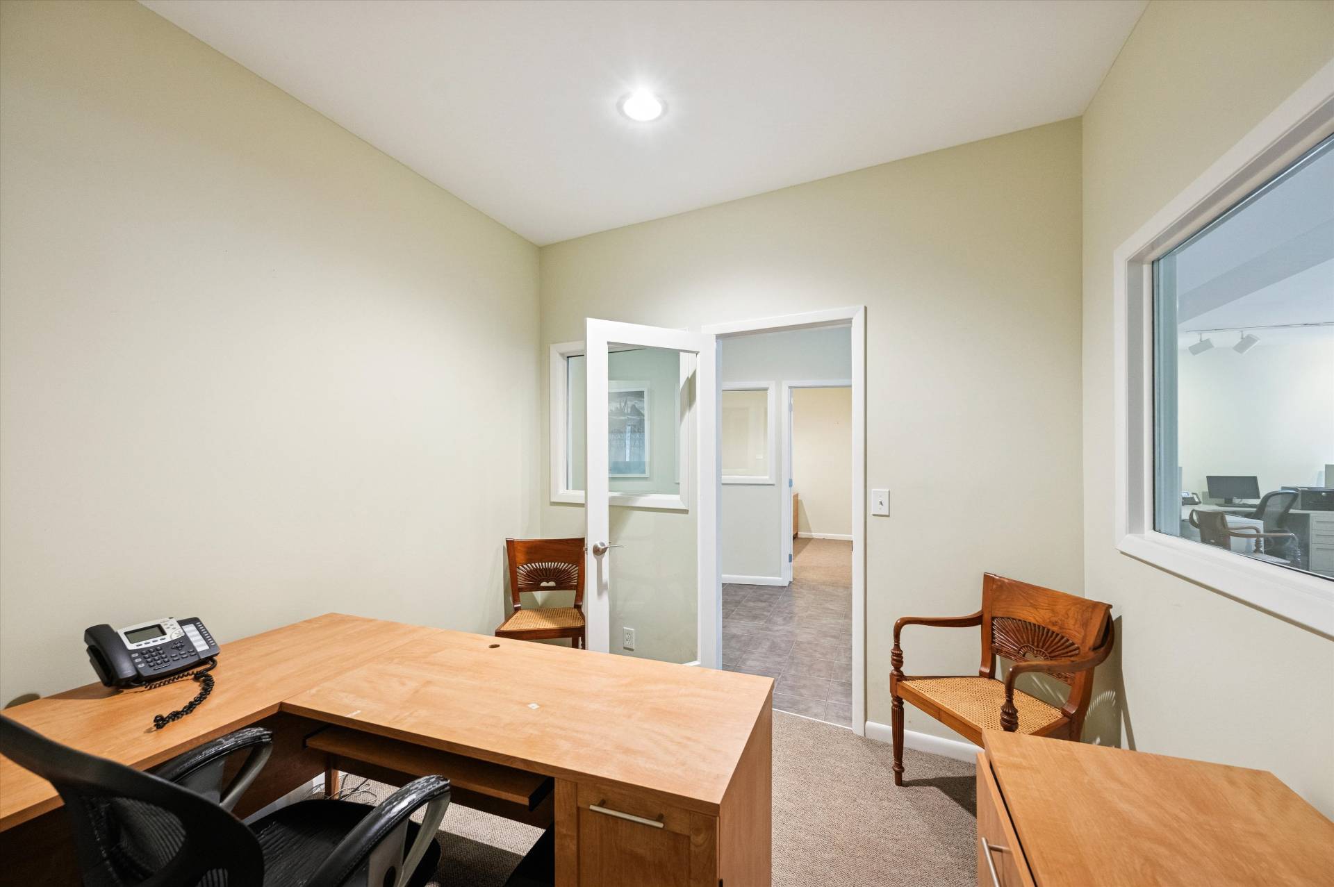 #11 photo, 28  Cameron Street, Southampton , NY 11968