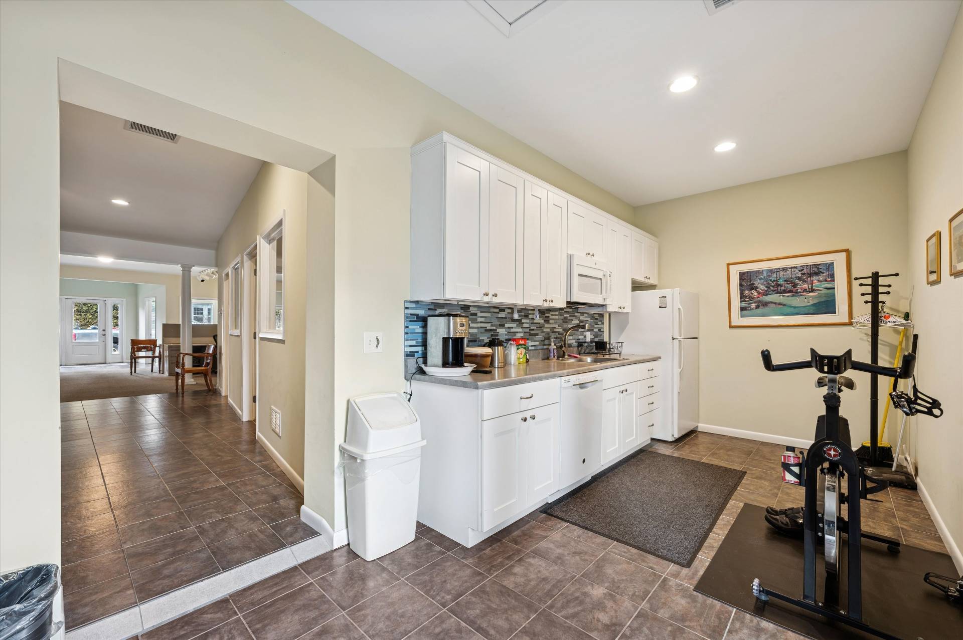 #14 photo, 28  Cameron Street, Southampton , NY 11968