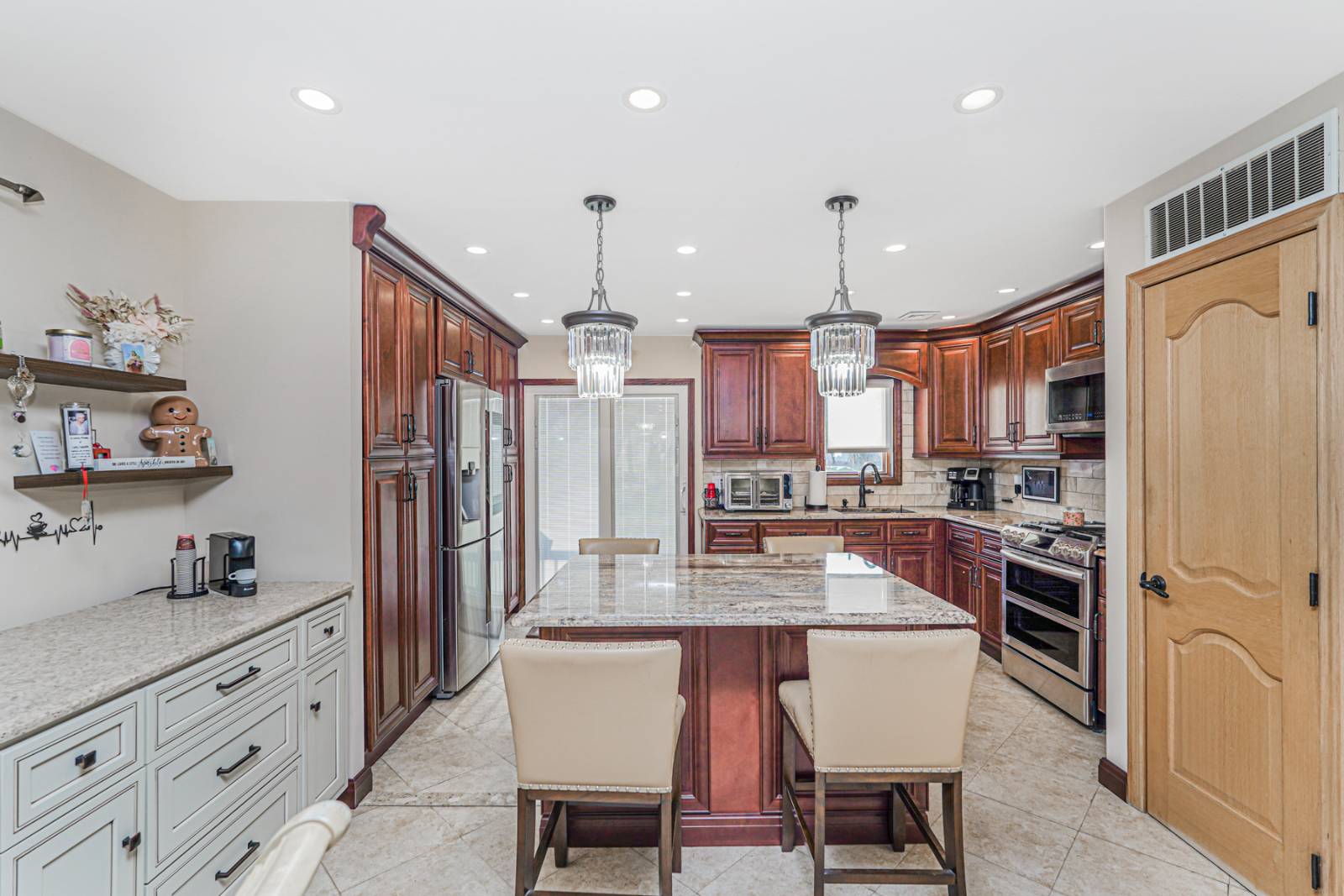 #8 photo, 2248 East 70th St, Bergen Beach , NY 11234