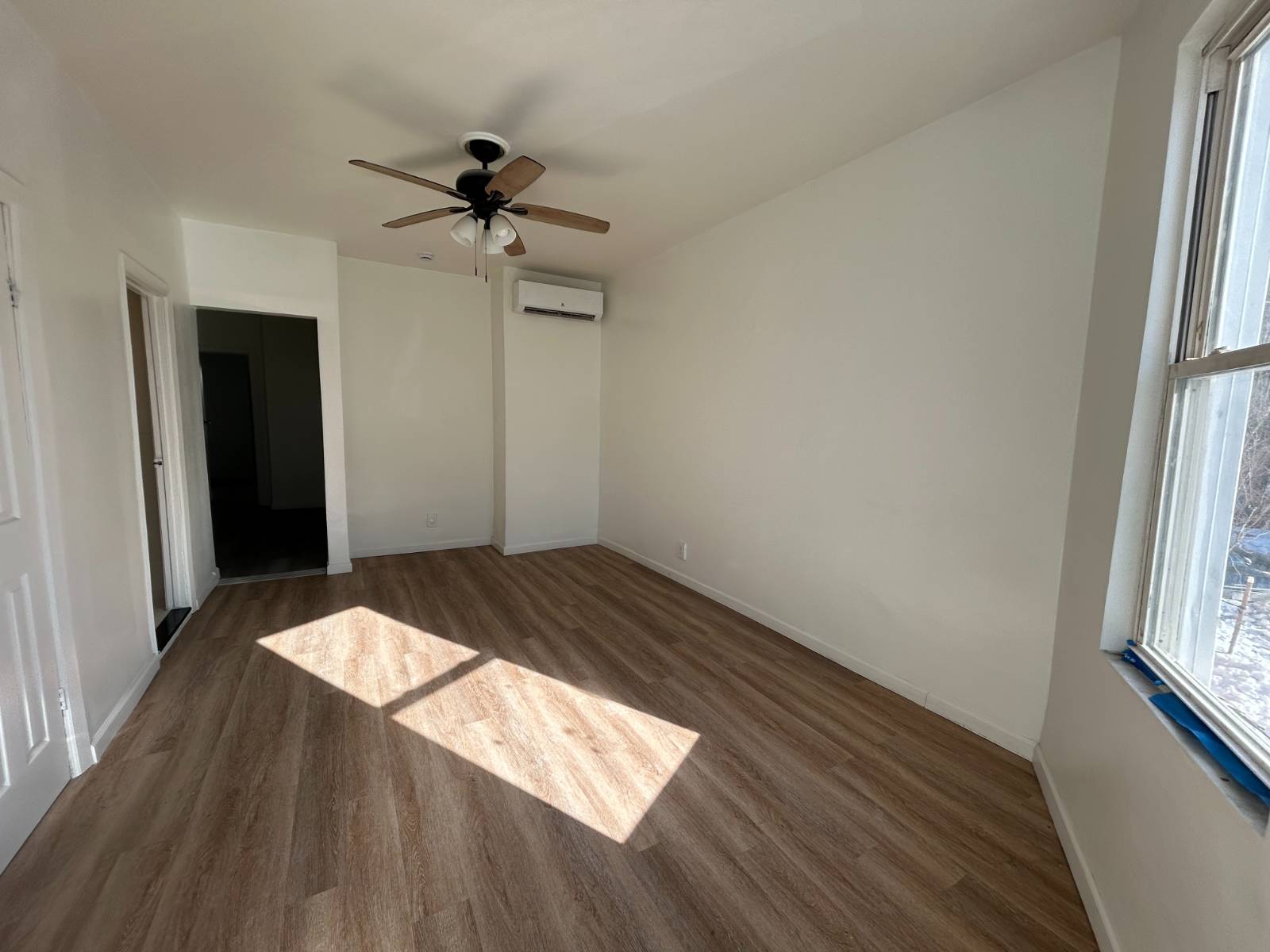 #3 photo, 681 Rhinelander Ave, #1, Van Nest , NY 10462