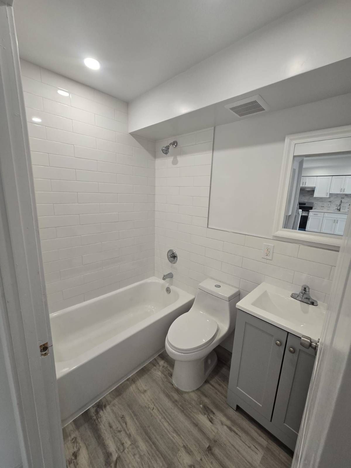 #12 photo, 4120 71 ST, Woodside , NY 11377