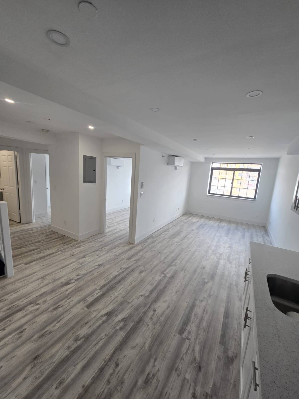 #3 photo, 4120 71 ST, Woodside , NY 11377