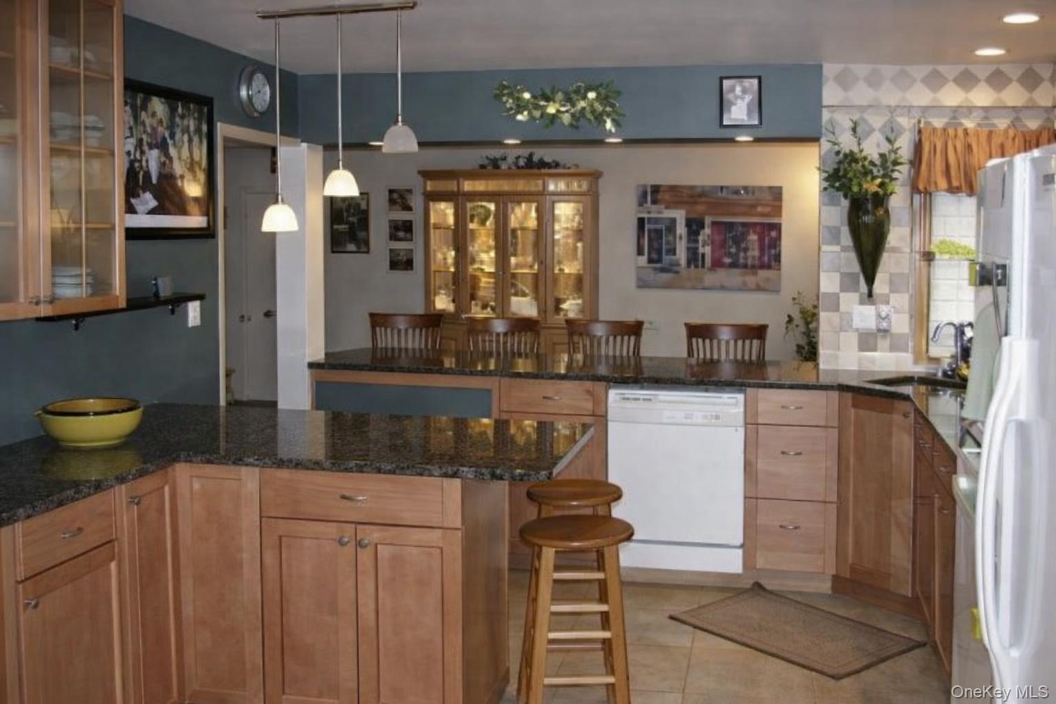 #20 photo, 19 Nixon Street, Farmingville , NY 11738