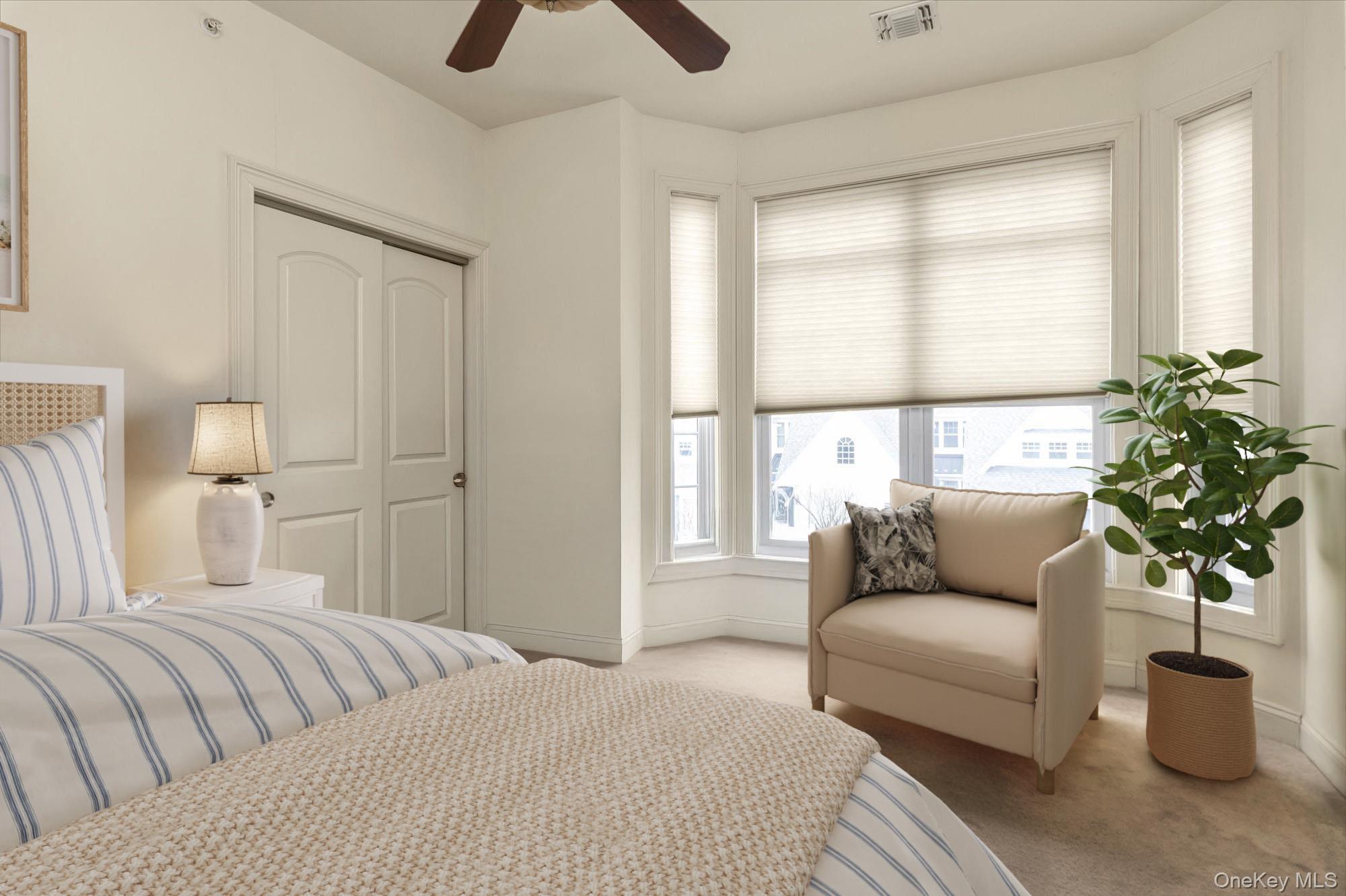 #13 photo, 568 Pacing Way, Westbury , NY 11590