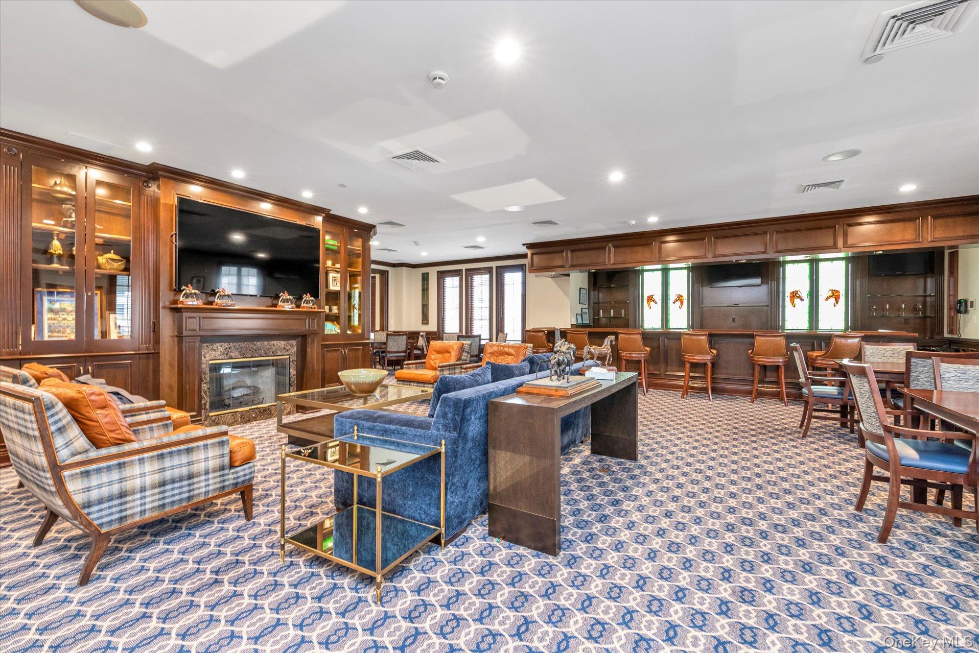 #17 photo, 568 Pacing Way, Westbury , NY 11590