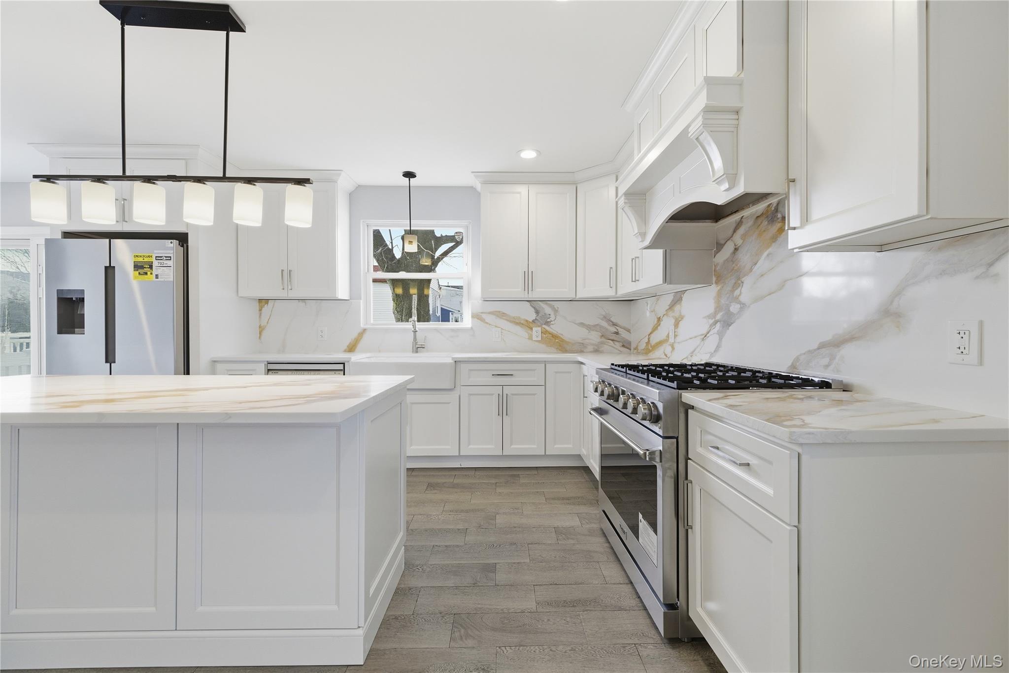 #10 photo, 2962 Grand Avenue, Baldwin , NY 11510