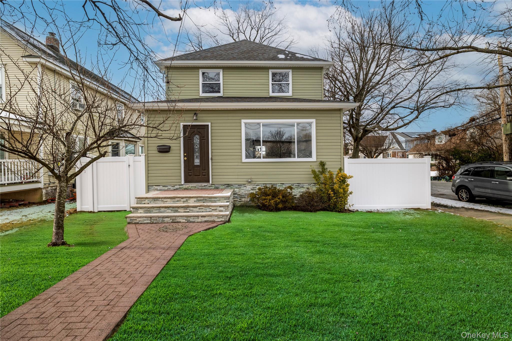 #2 photo, 2962 Grand Avenue, Baldwin , NY 11510