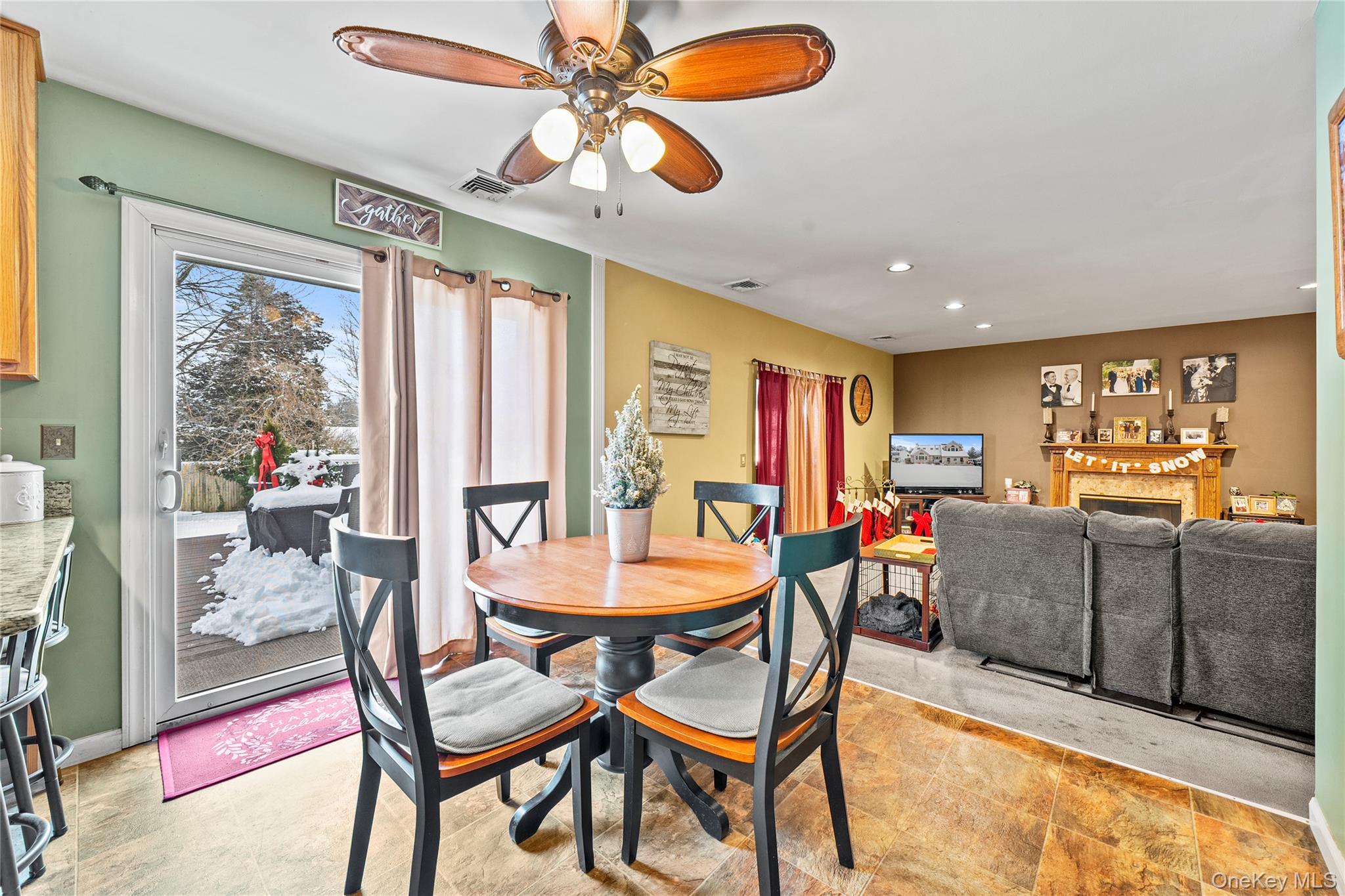 #17 photo, 3 Crystal Brook Court, מחוז סאפוק Islip , NY 11751