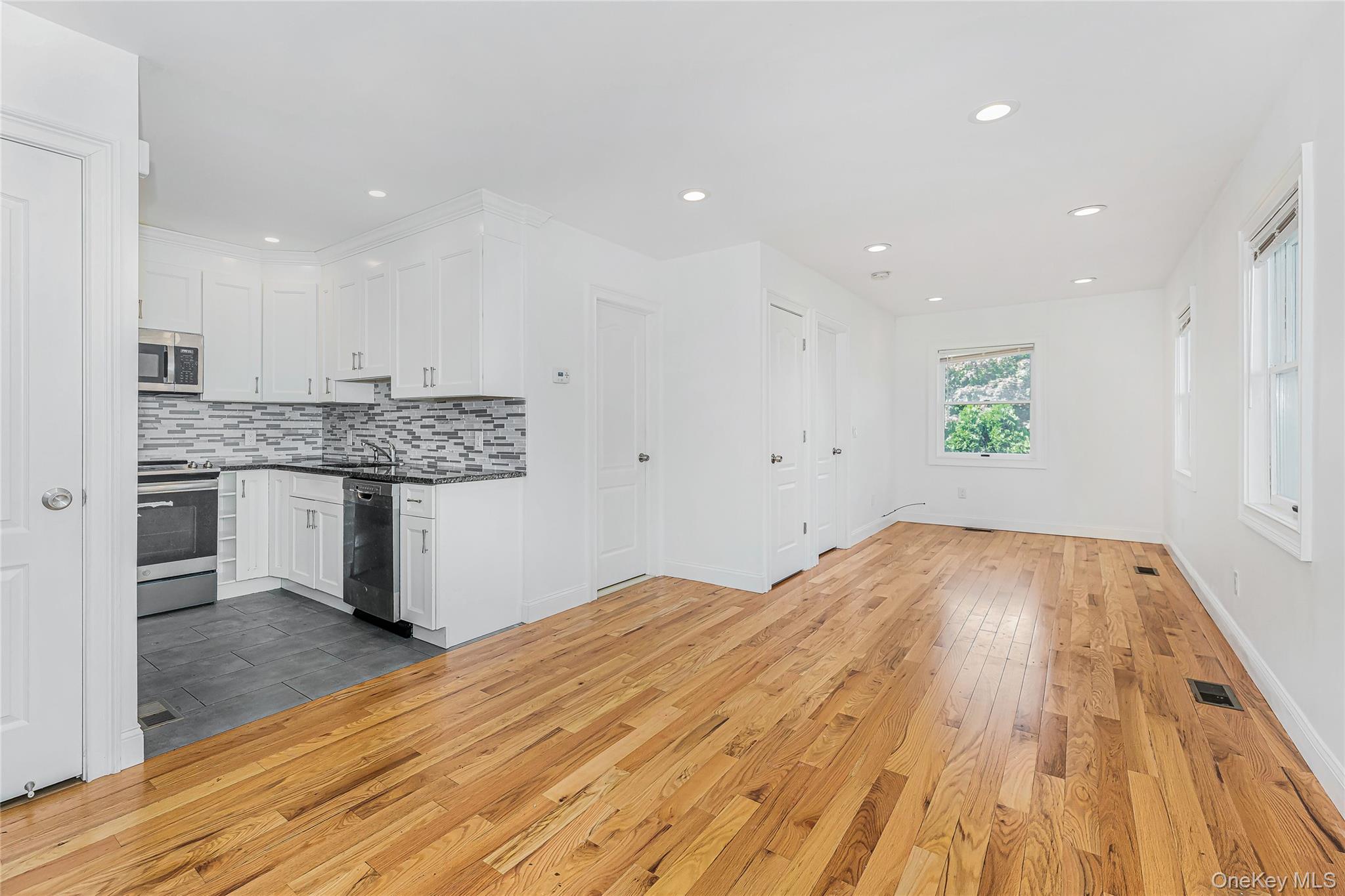 #1 photo, 174 Ashford Avenue, Dobbs Ferry , NY 10522