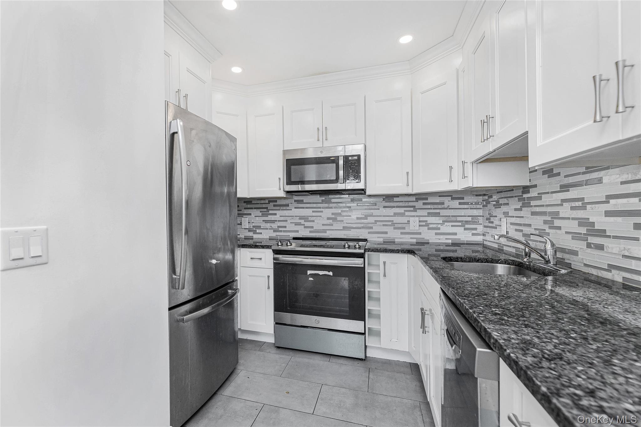 #5 photo, 174 Ashford Avenue, Dobbs Ferry , NY 10522