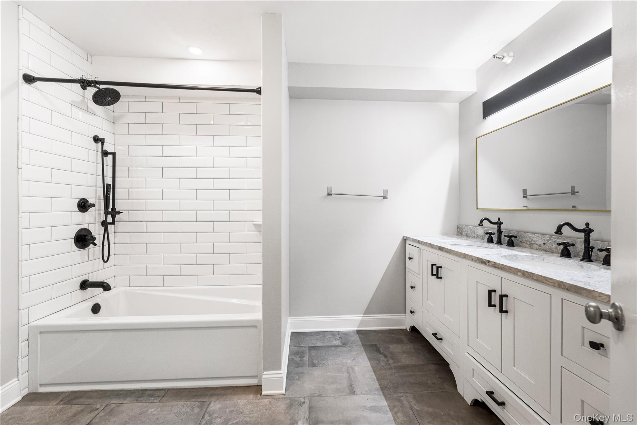 #16 photo, 520 Ashford Avenue, Ardsley , NY 10502