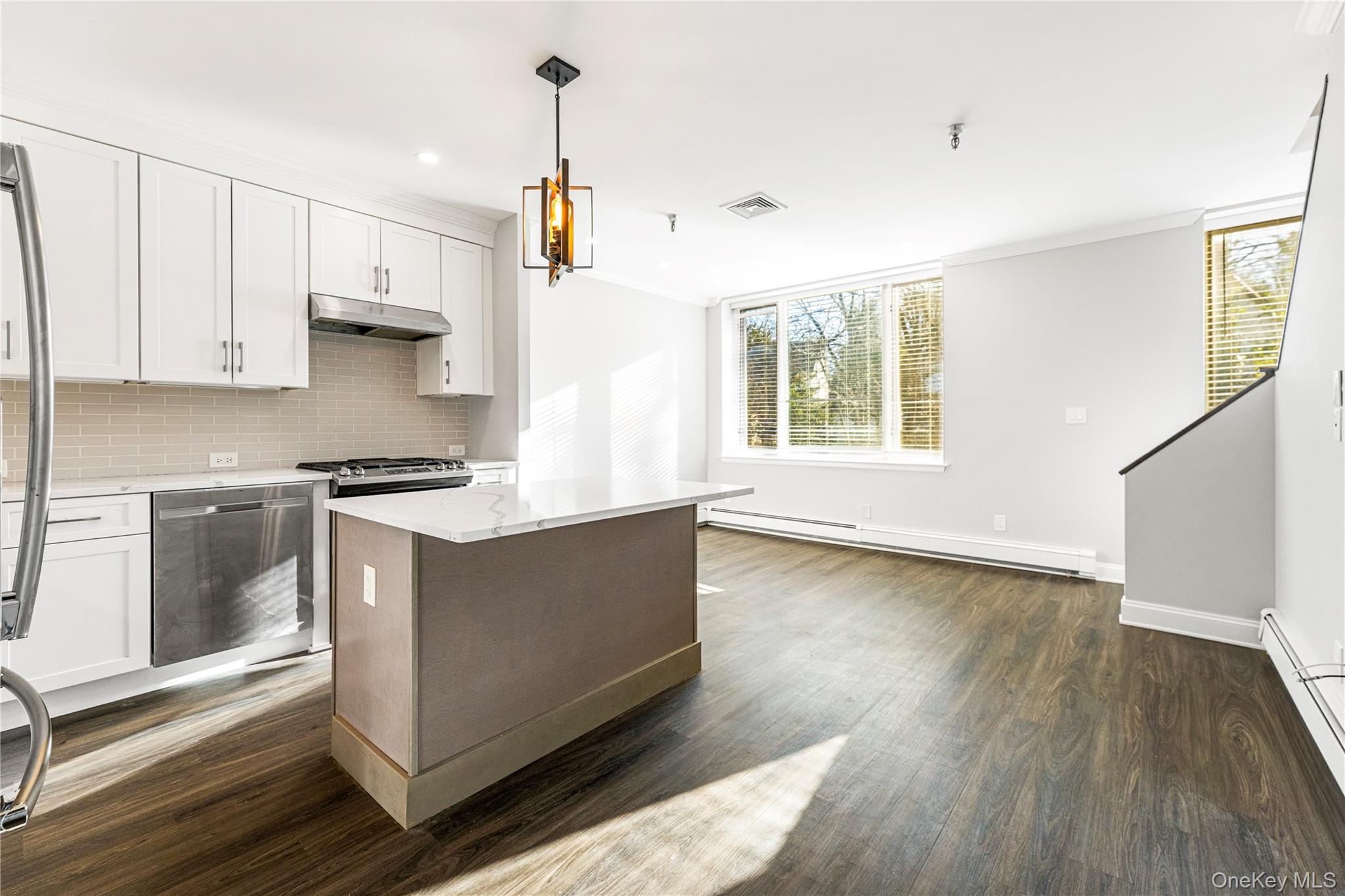 #8 photo, 520 Ashford Avenue, Ardsley , NY 10502