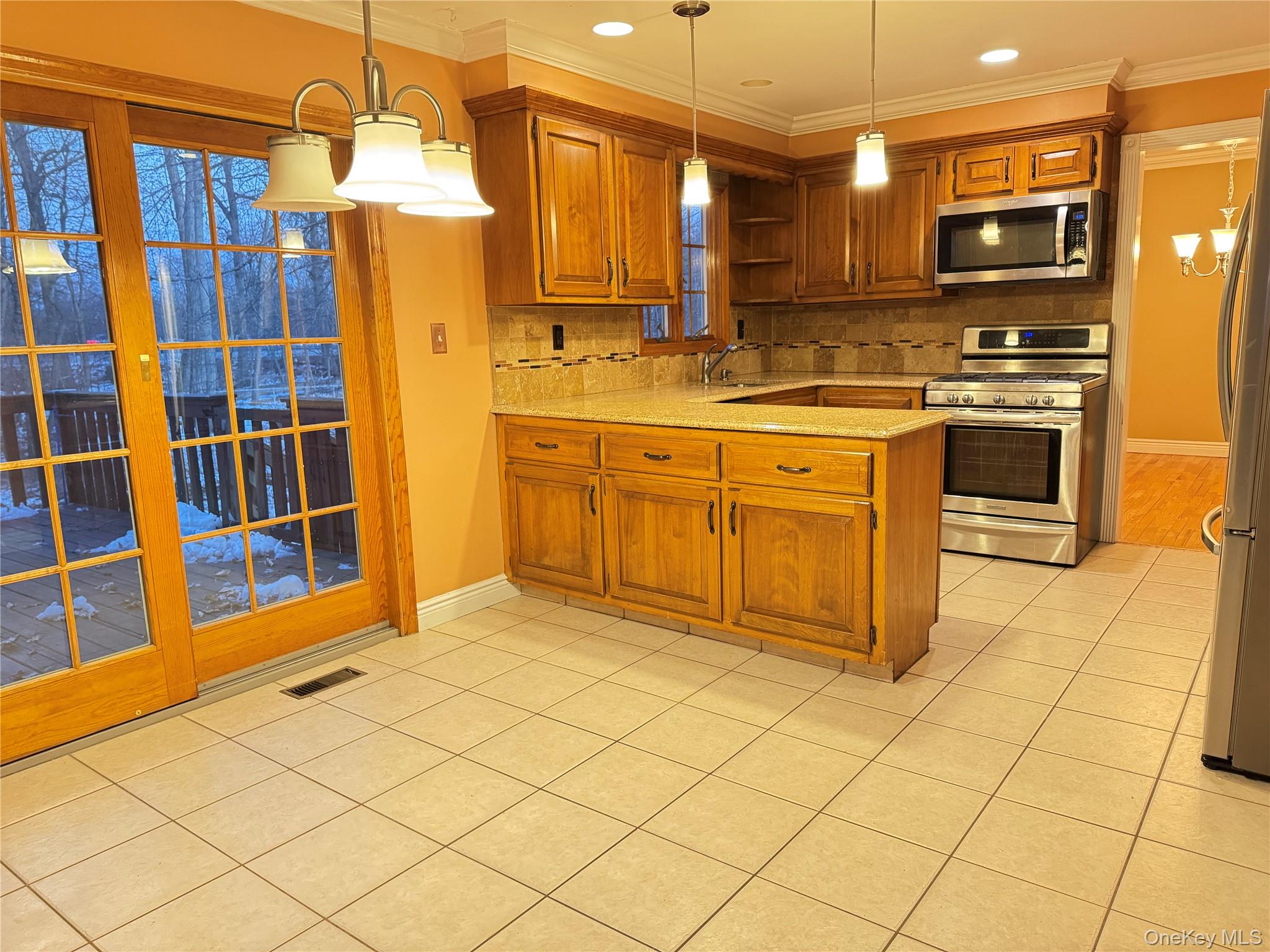 #4 photo, 9 Glen Rose Court, West Nyack , NY 10994