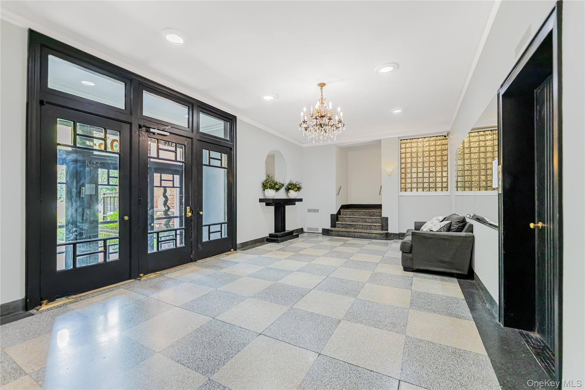 #2 photo, 306 E Mosholu Parkway, Bronx , NY 10458