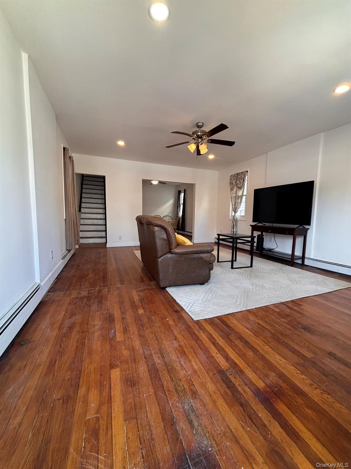 #2 photo, 94 Lockman Avenue, Staten Island , NY 10303