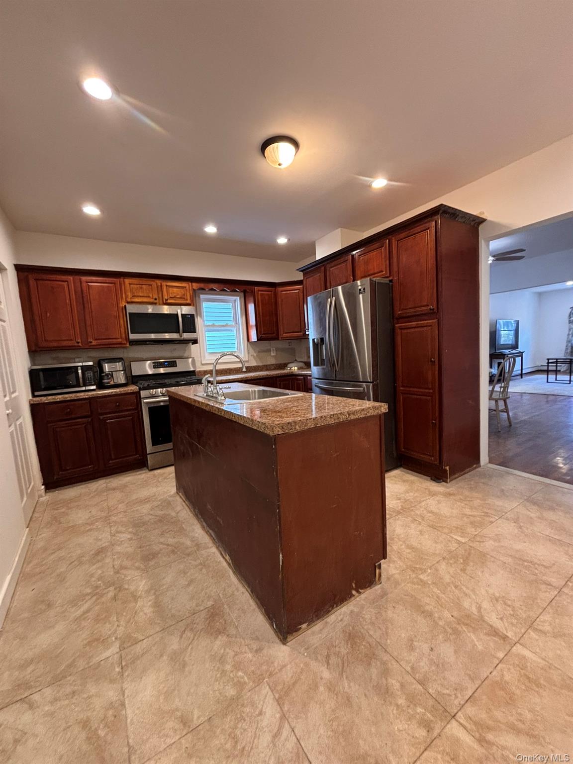 #9 photo, 94 Lockman Avenue, Staten Island , NY 10303