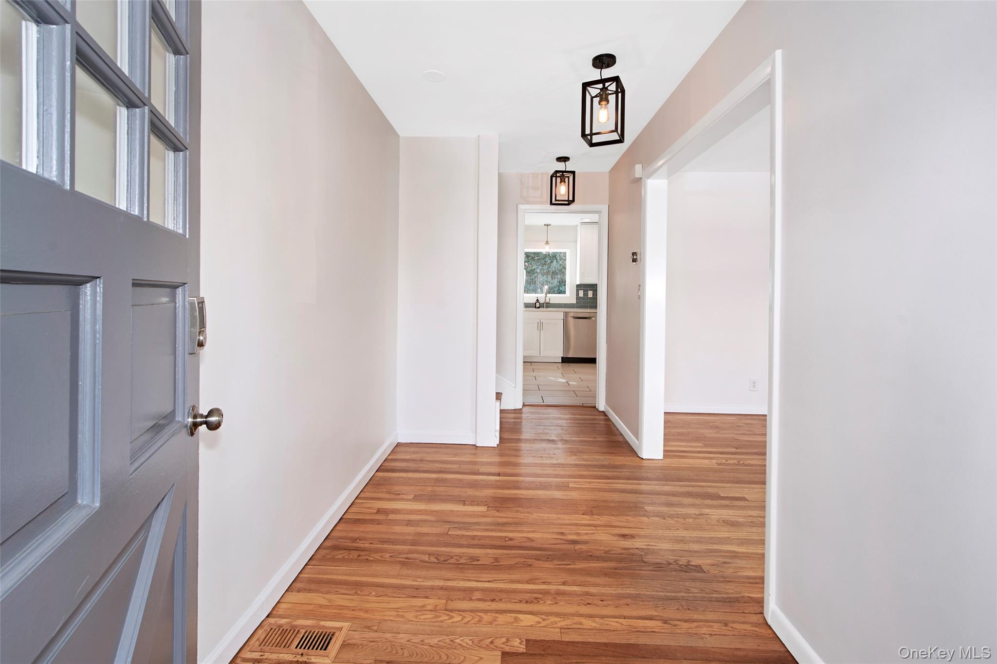 #10 photo, 520 Bleeker Avenue, Mamaroneck , NY 10543