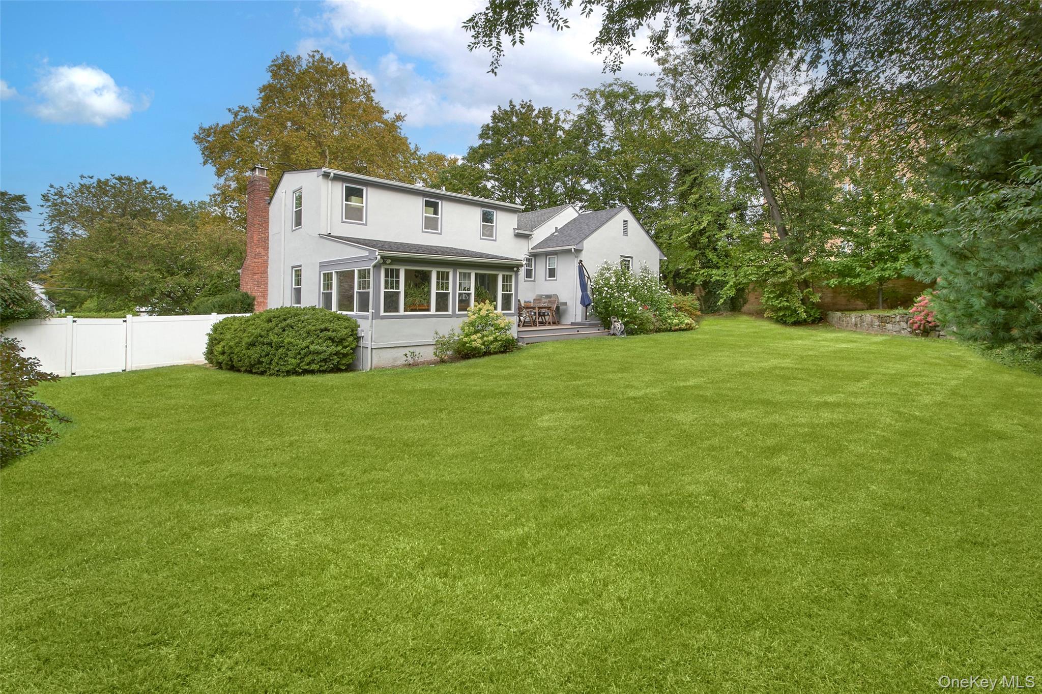 #4 photo, 520 Bleeker Avenue, Mamaroneck , NY 10543