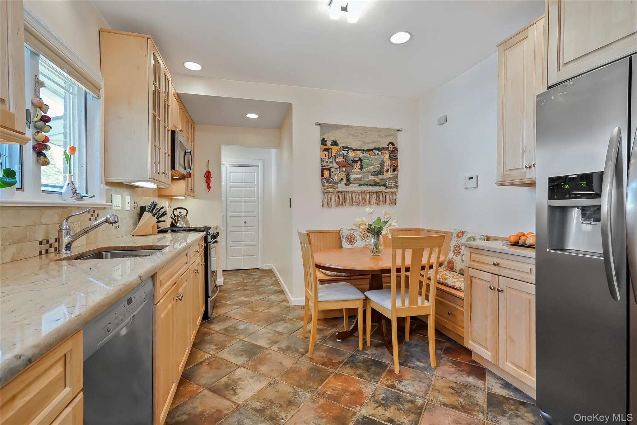 #10 photo, 425 Washington Avenue, Pelham , NY 10803