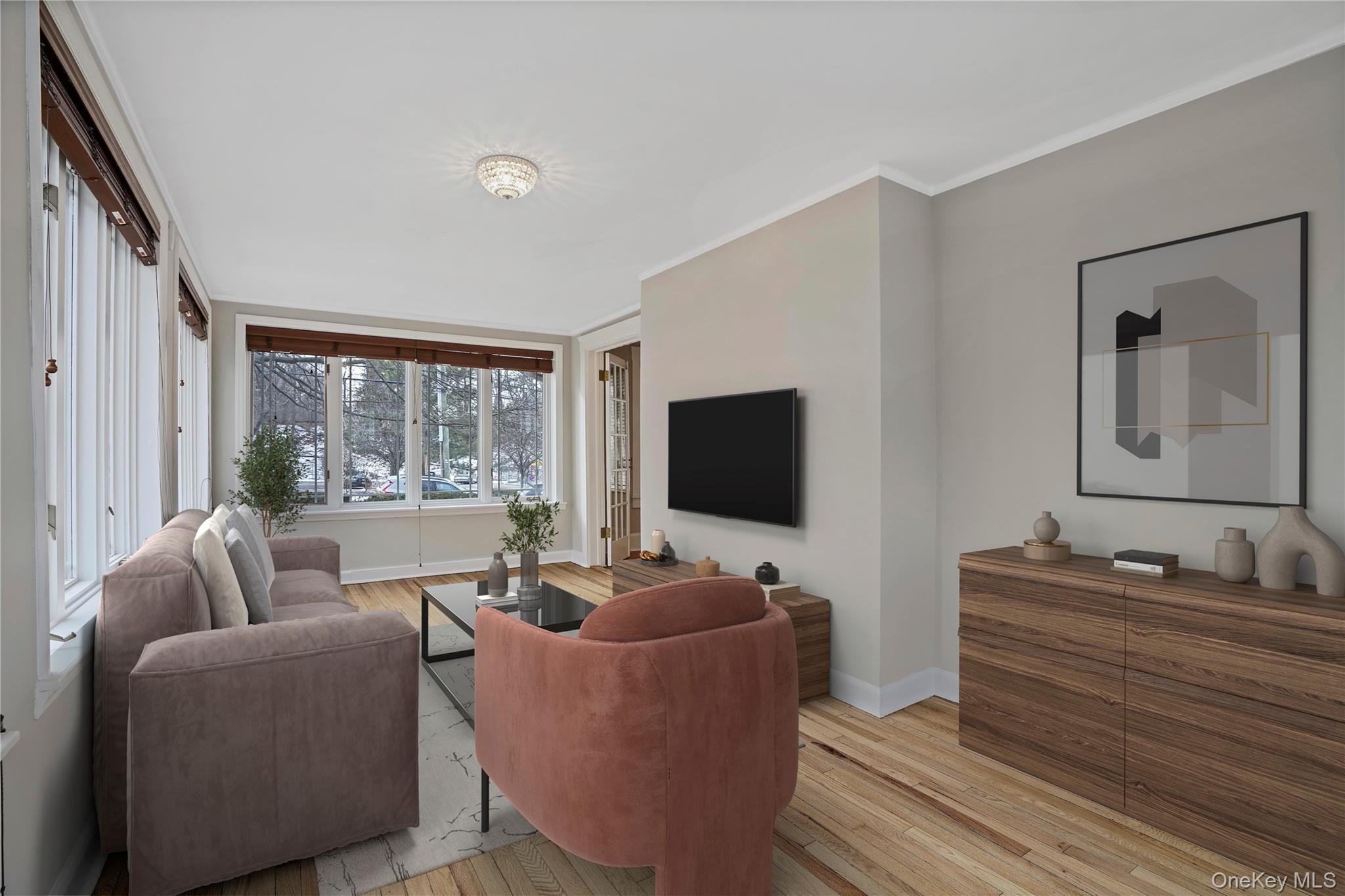 #13 photo, 425 Washington Avenue, Pelham , NY 10803