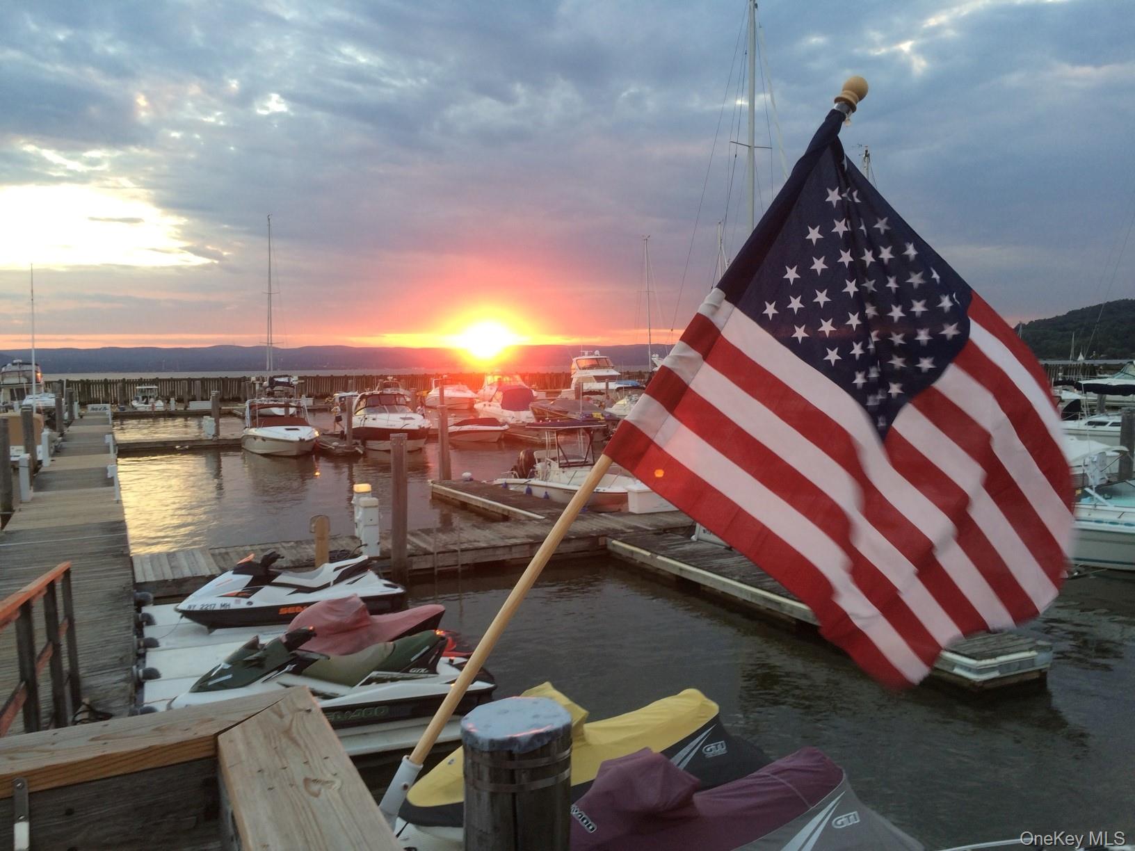 #10 photo, F-15 Half Moon Bay Marina, Croton-on-Hudson , NY 10520