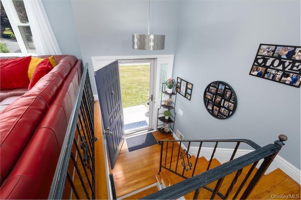 #5 photo, 1 N Amundsen Lane, Airmont , NY 10901