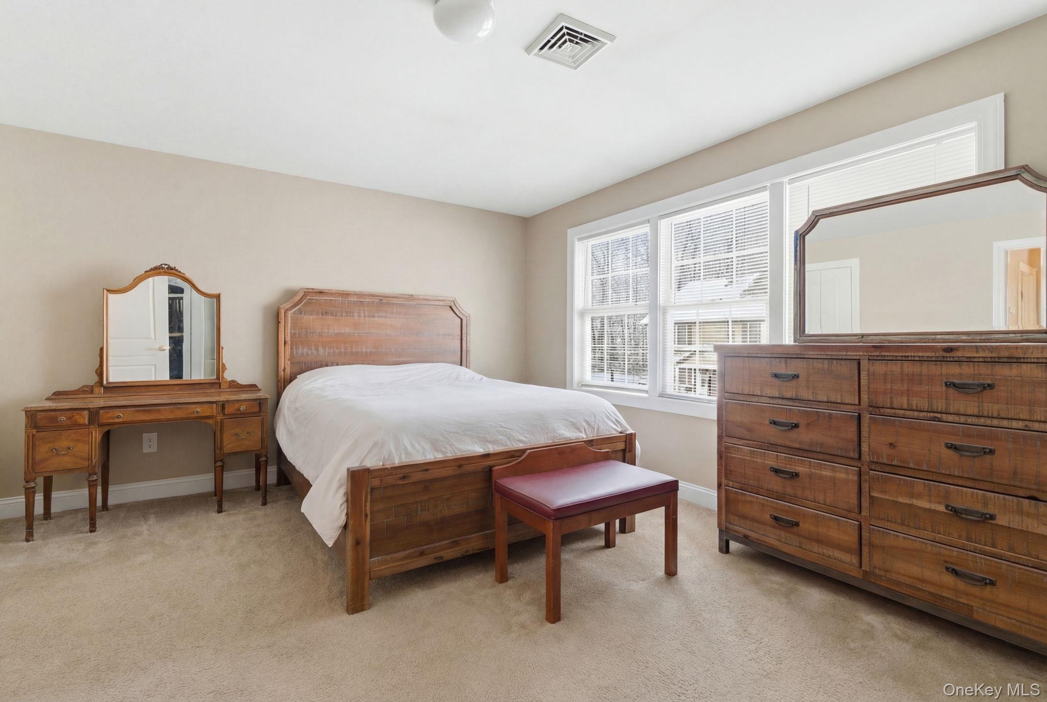 #8 photo, 60 Wenliss Terrace, Wappingers Falls , NY 12590