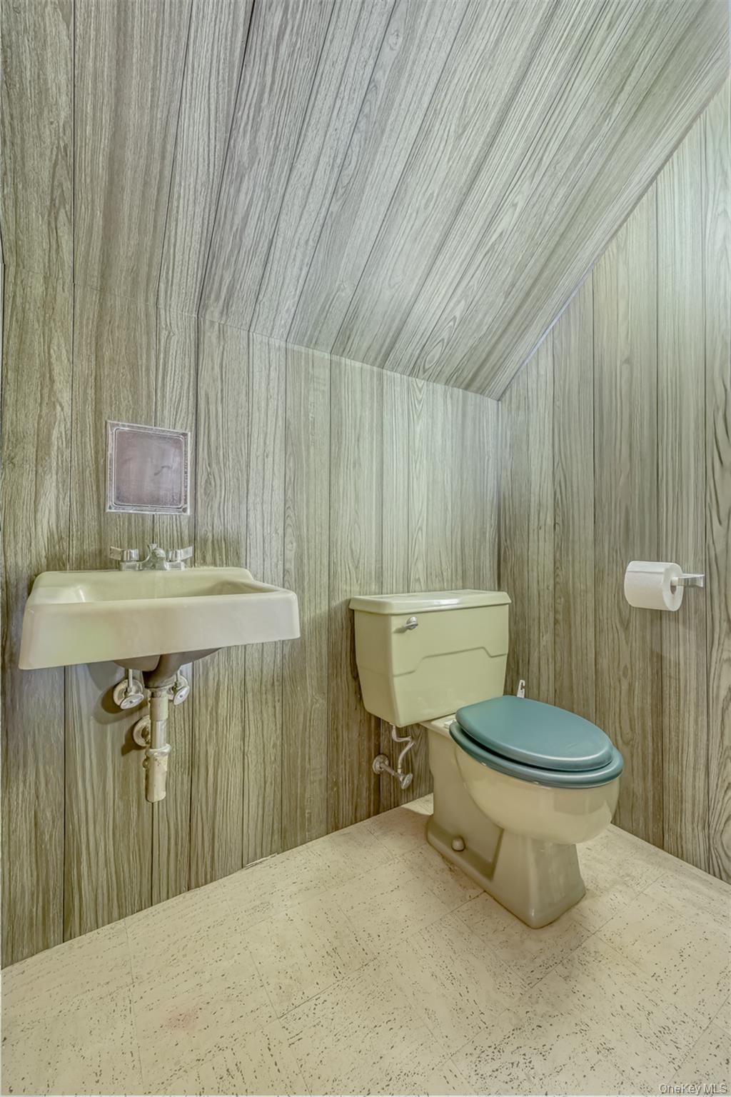 #12 photo, 16 Highview Avenue, Airmont , NY 10901