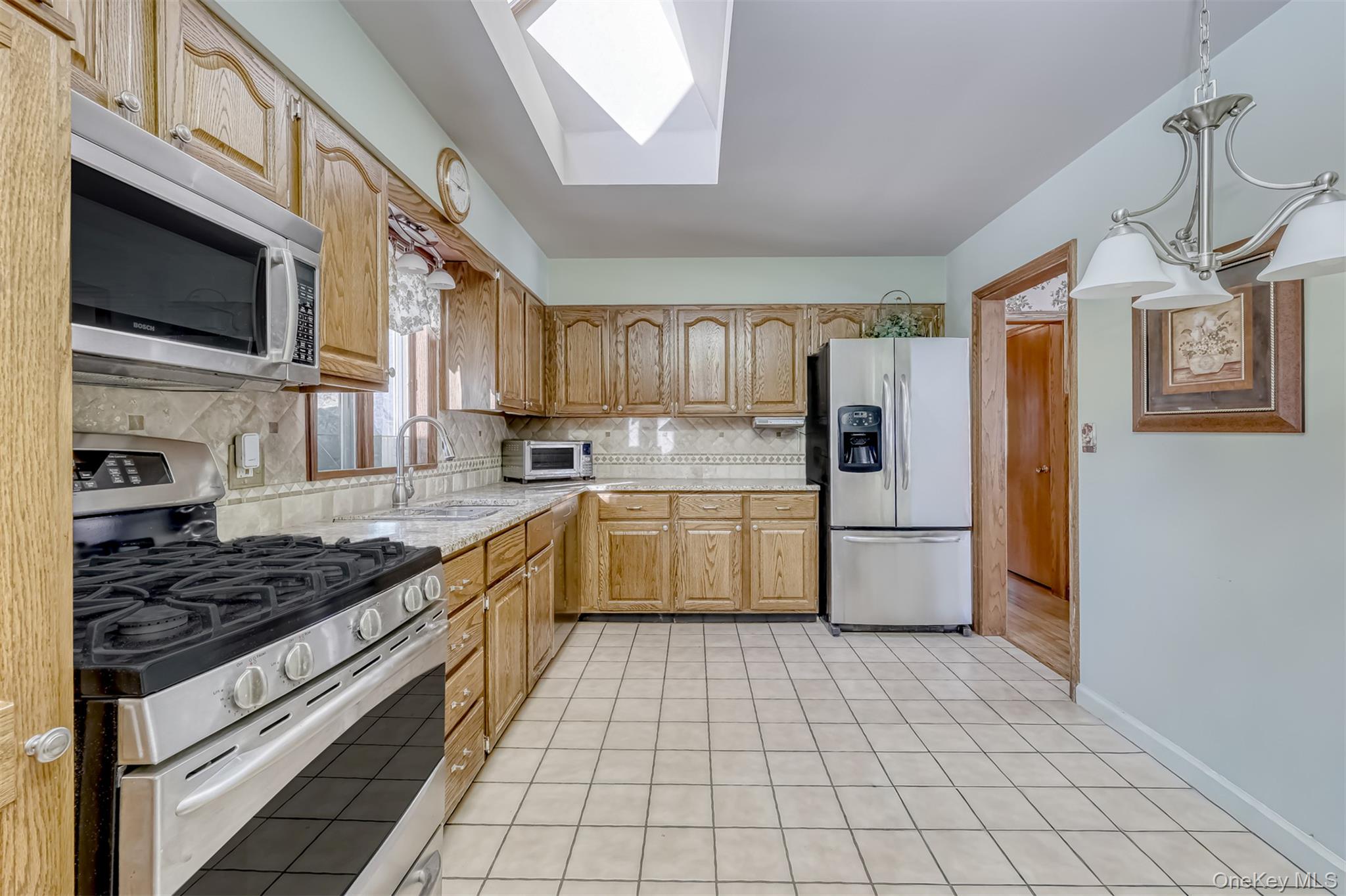 #6 photo, 16 Highview Avenue, Airmont , NY 10901