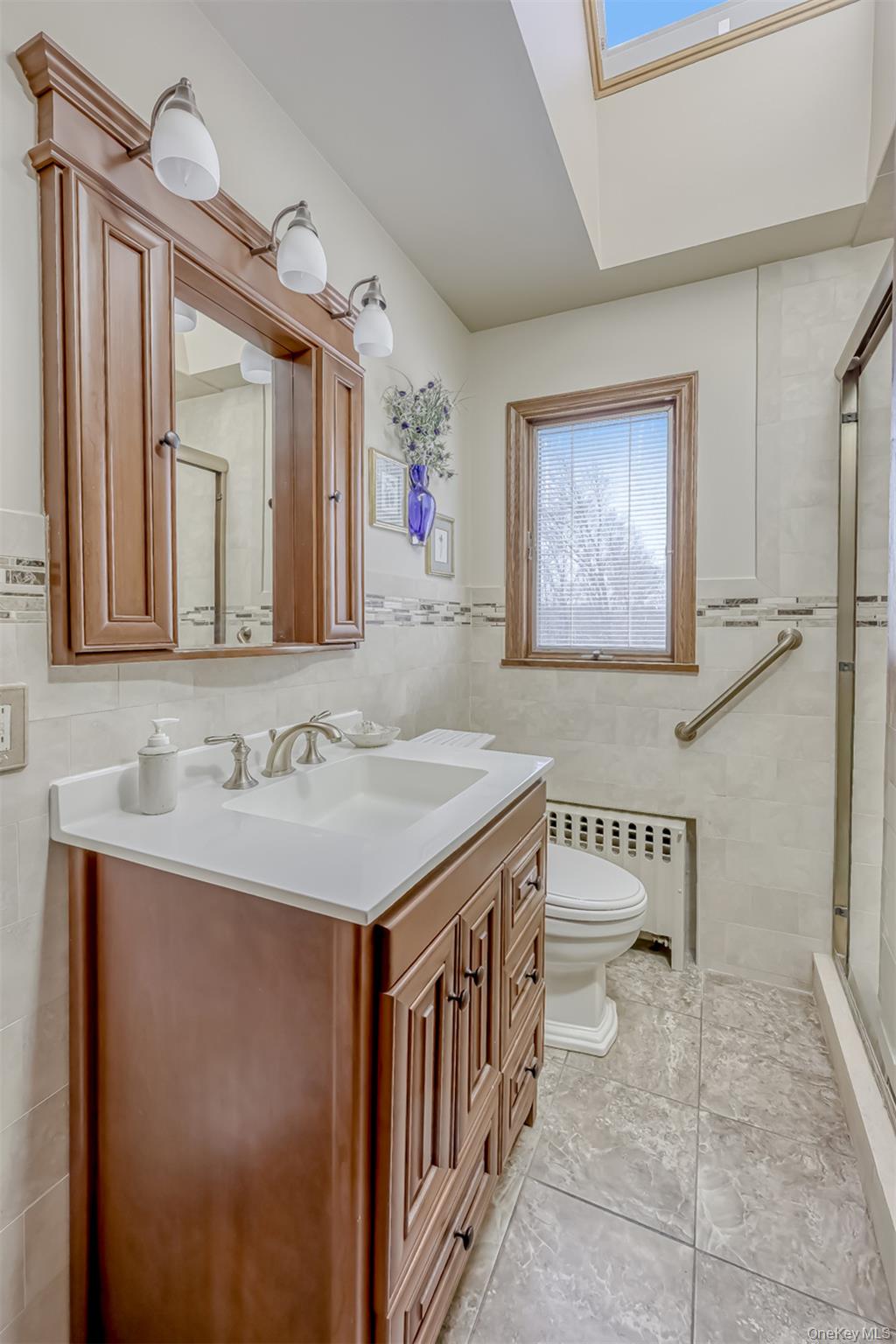 #7 photo, 16 Highview Avenue, Airmont , NY 10901