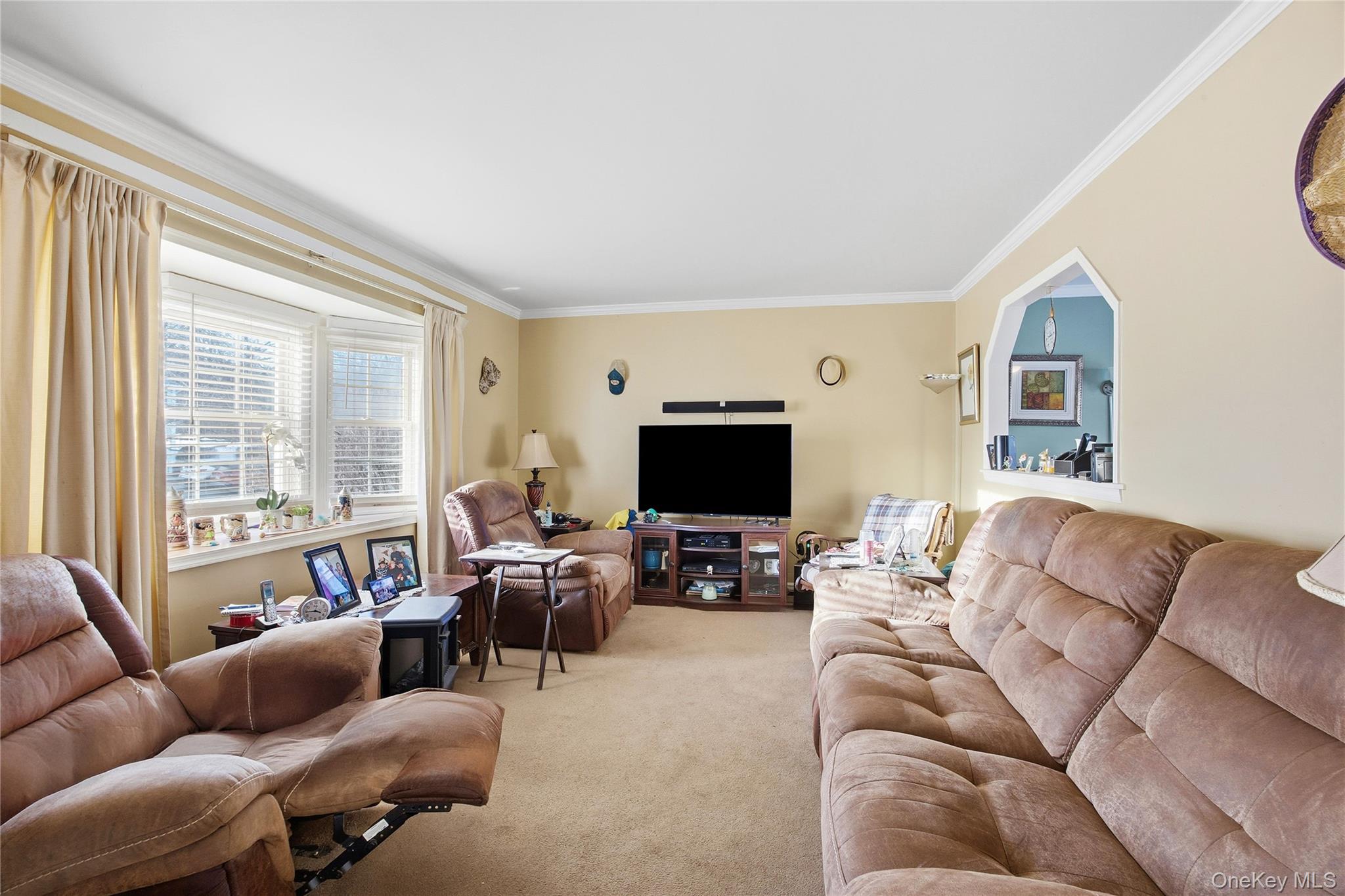 #3 photo, 1191 E 3rd Avenue, Bay Shore , NY 11706