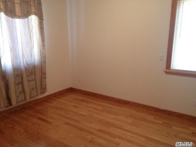 #5 photo, 43-15 222nd Street, Bayside , NY 11361