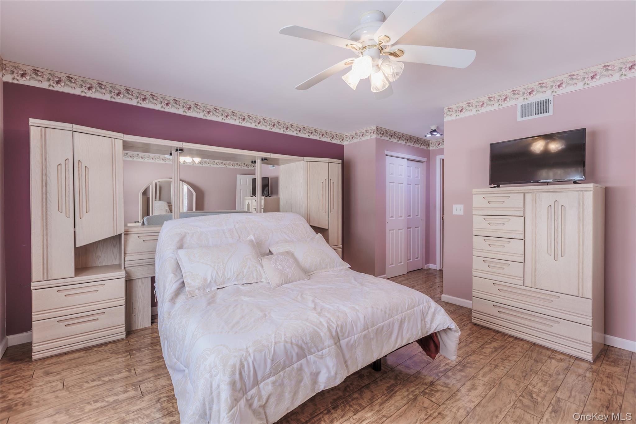 #13 photo, 38 Gettysburg Drive, Port Jefferson Station , NY 11776