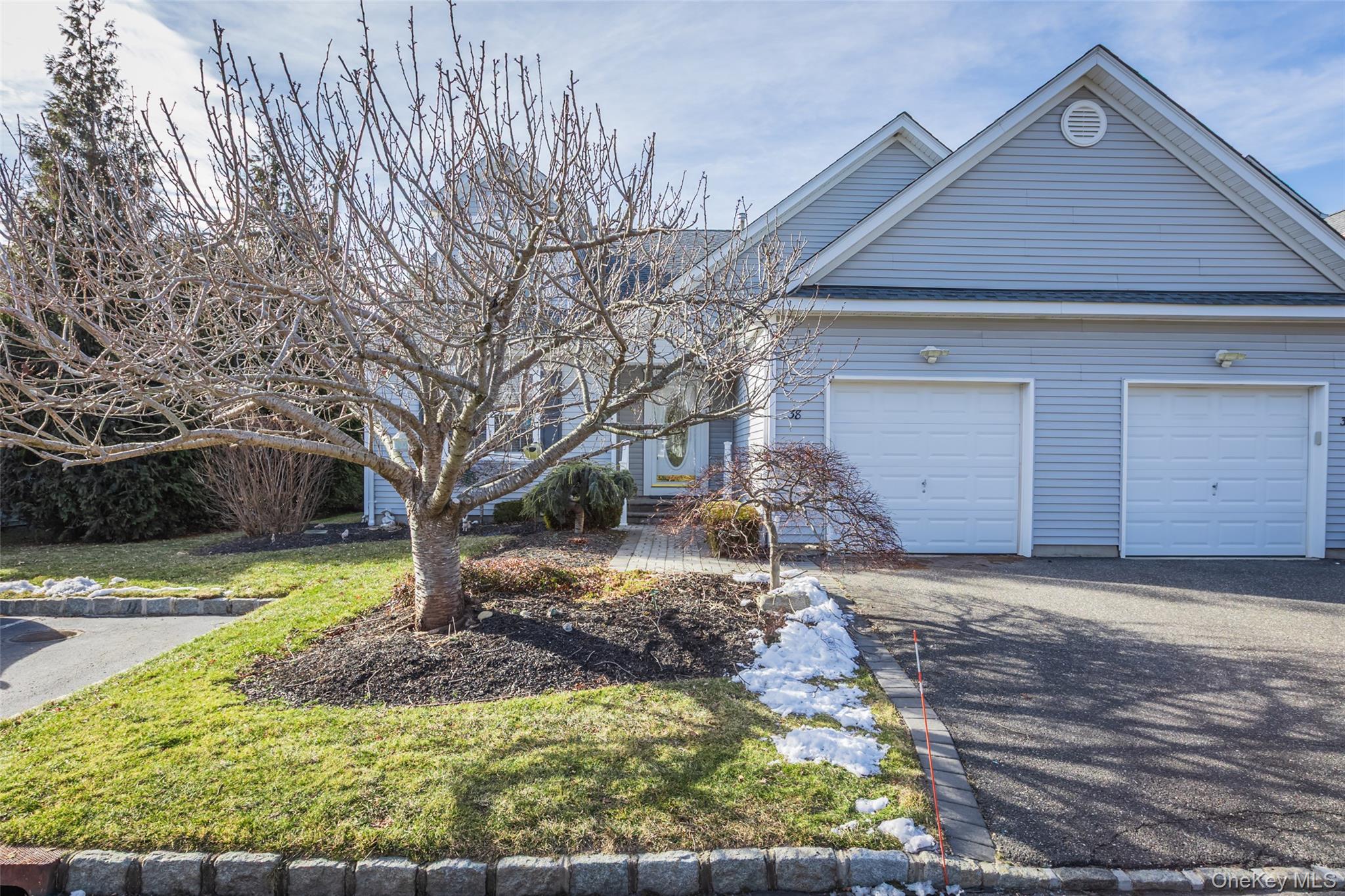 #2 photo, 38 Gettysburg Drive, Port Jefferson Station , NY 11776