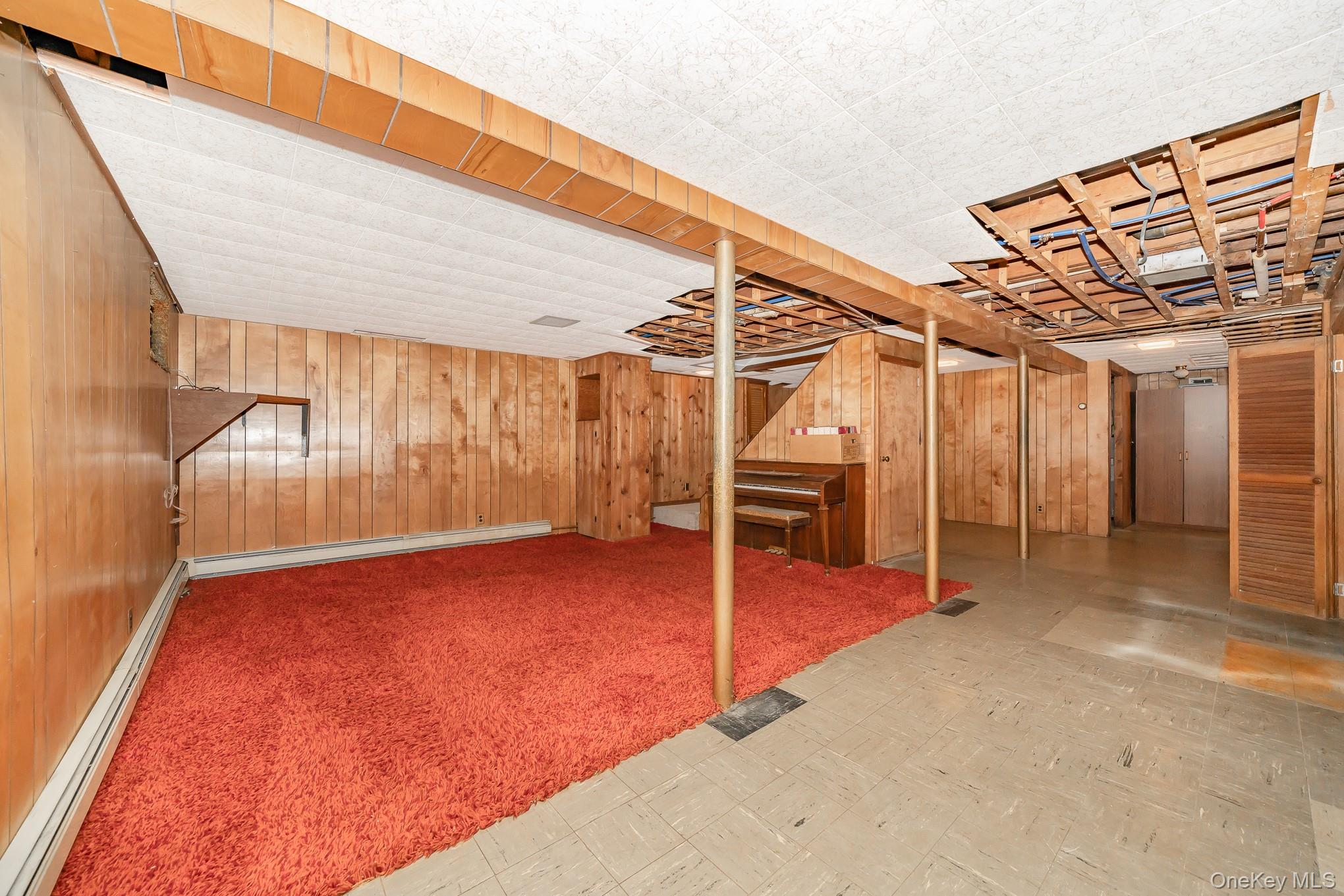 #19 photo, 2 Parkview Place, Elmont , NY 11003