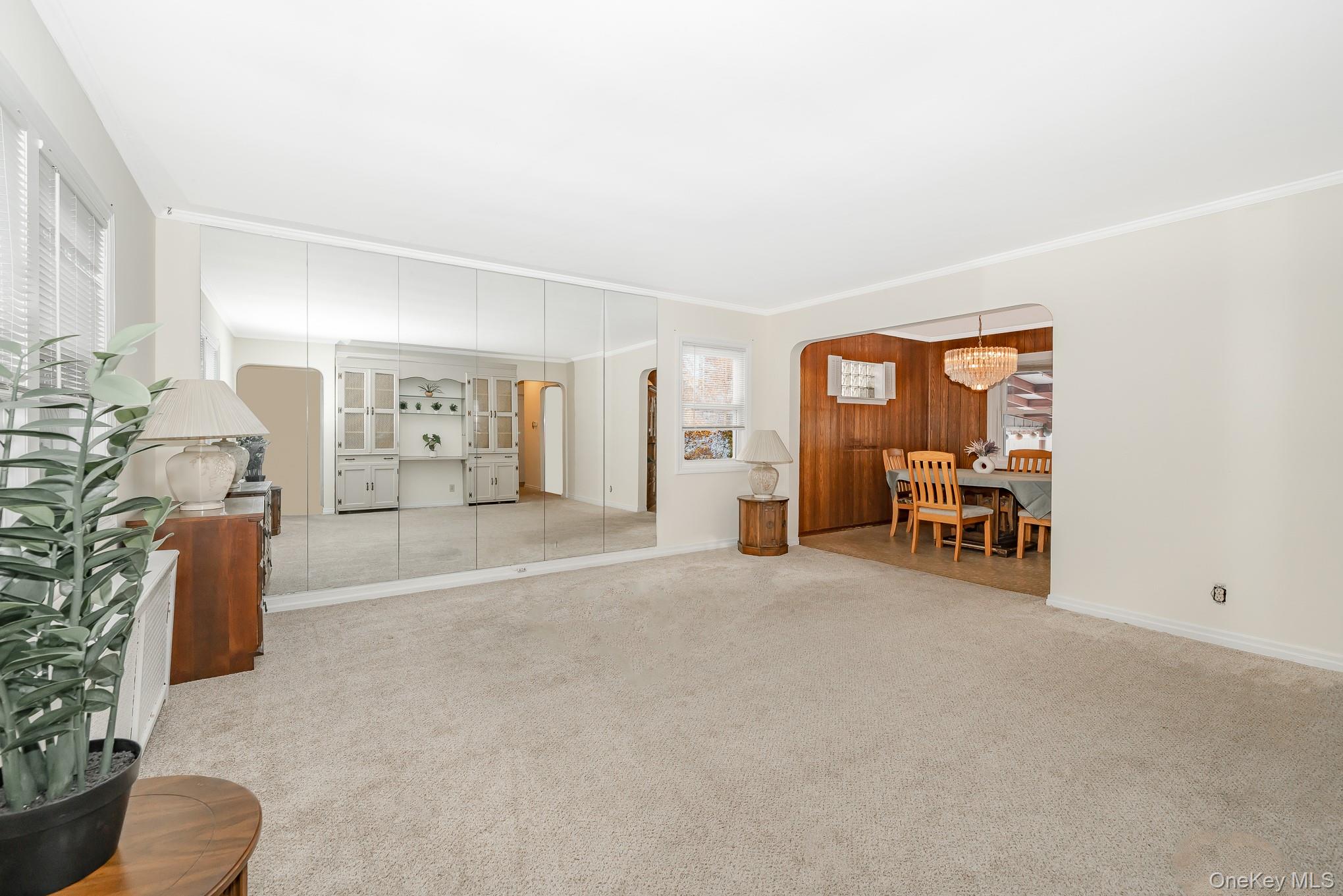 #6 photo, 2 Parkview Place, Elmont , NY 11003