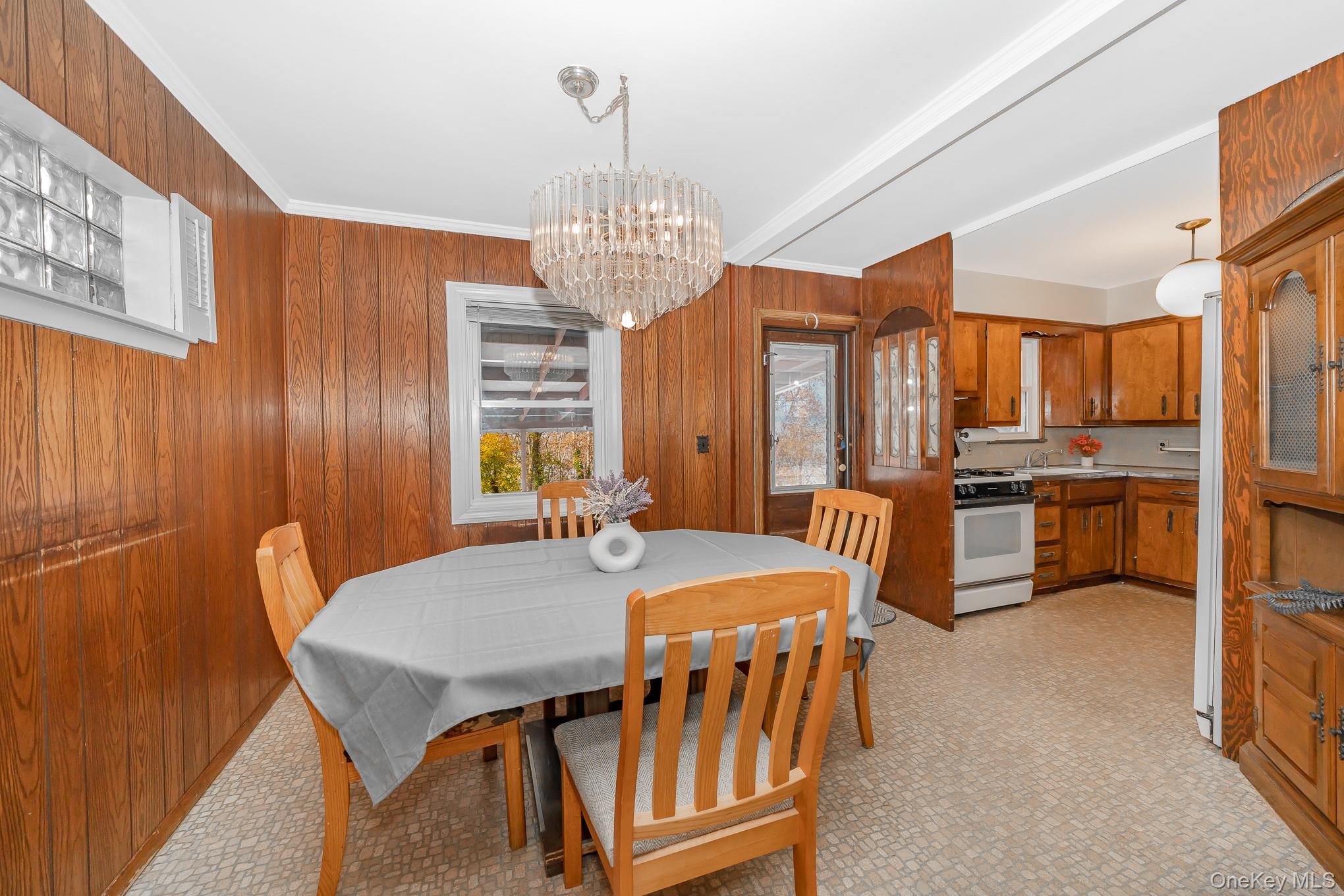 #8 photo, 2 Parkview Place, Elmont , NY 11003