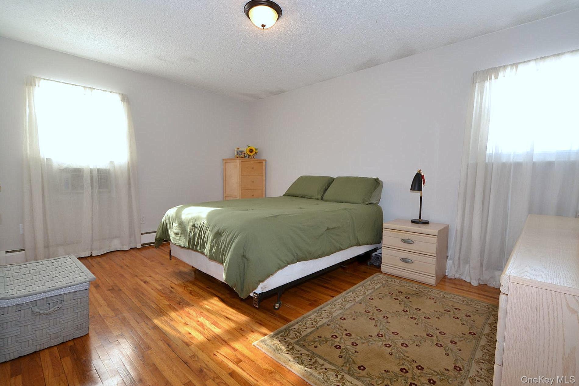 #10 photo, 9 Tory Court, Holbrook , NY 11741