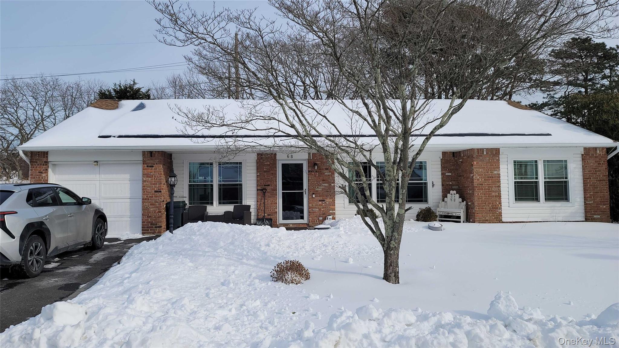 #1 photo, 68 Sequoia Way, Holbrook , NY 11741