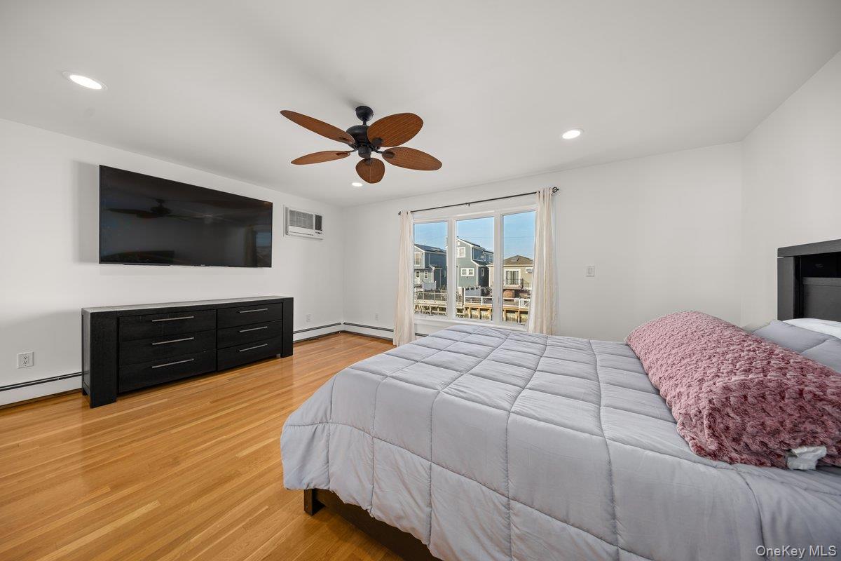 #10 photo, 19 W 13th Road, Broad Channel , NY 11693