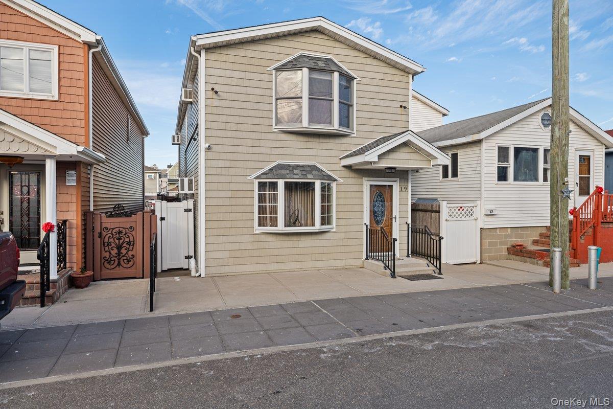 #20 photo, 19 W 13th Road, Broad Channel , NY 11693