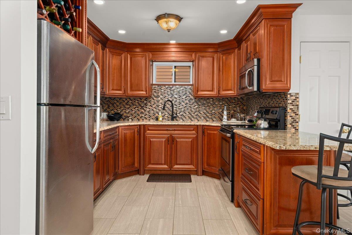 #6 photo, 19 W 13th Road, Broad Channel , NY 11693