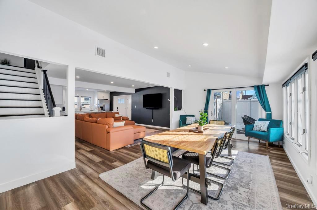 #12 photo, 10 Petal Lane, Hicksville , NY 11801